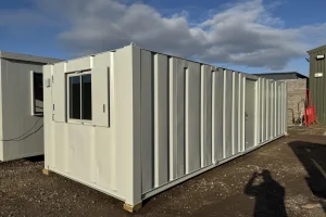 32'x10' Steel Unit Ref:3761 32'x10' Steel Unit Ref:3761