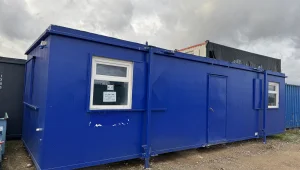 32'x10' Steel Unit Ref:4115 32'x10' Steel Unit Ref:4115