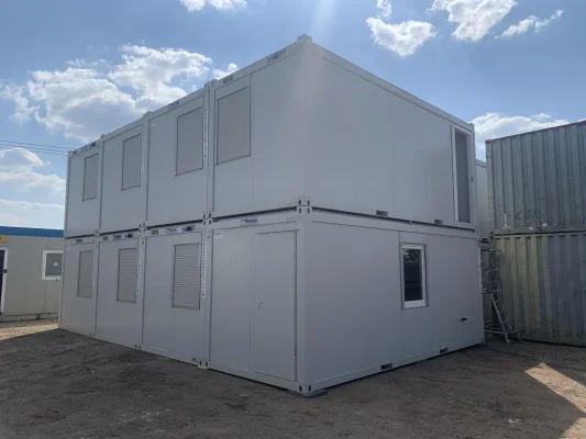  - Ref: ctx4on4 - 9.6m x 6m New & Refurbished Cabins