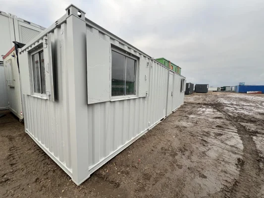  - Ref: 3505 - 32'x10' Cabin