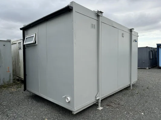  - Ref: 3509 - 16'x10' Toilet