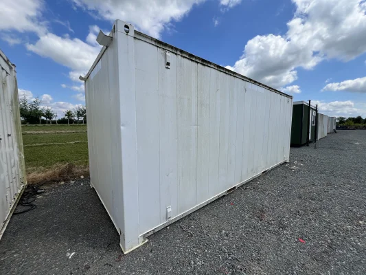  - Ref: 3632 - 21'x8' Container