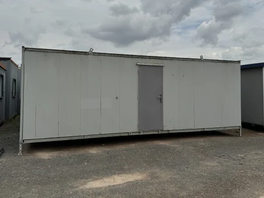  - Ref: 3663 - 24'x9' Cabins up to 24' Long