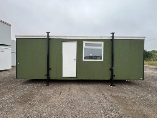  - Ref: 3681 - 24'x9' Cabins up to 24' Long