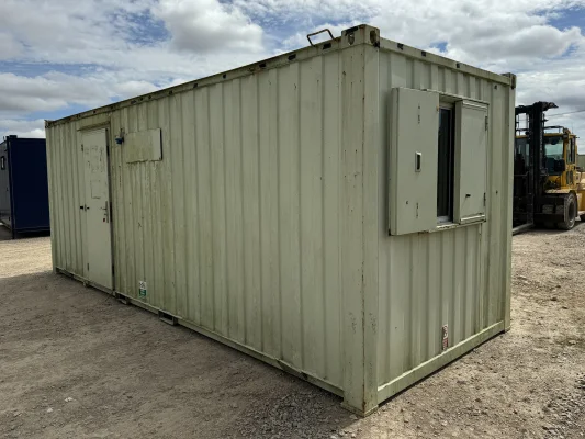  - Ref: 3691 - 21'x8' Cabins up to 24' Long