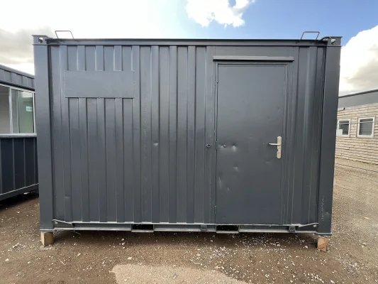  - Ref: 3669 - 12'x8' Cabins up to 24' Long