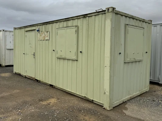  - Ref: 3706 - 21'x8' Cabins up to 24' Long