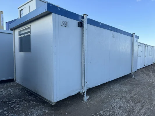  - Ref: 3765 - 24'x10' Cabins up to 24' Long