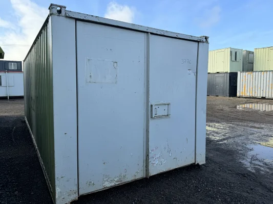  - Ref: 3776 - 24'x9' Container