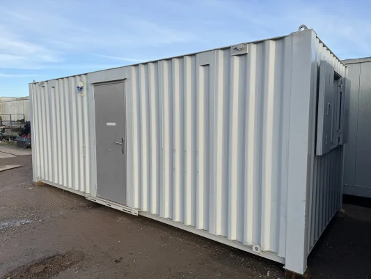  - Ref: 3793 - 21'x8' Cabins up to 24' Long