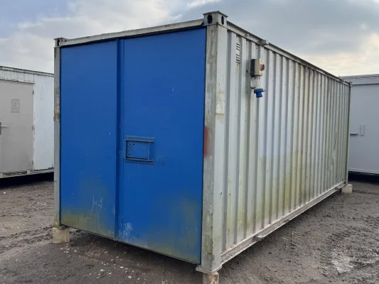  - Ref: 3832 - 21'x8' Container