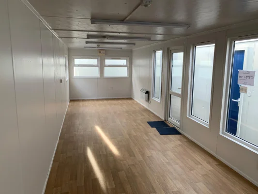 - Ref: 2199 - 32 x 10 Marketing Suites